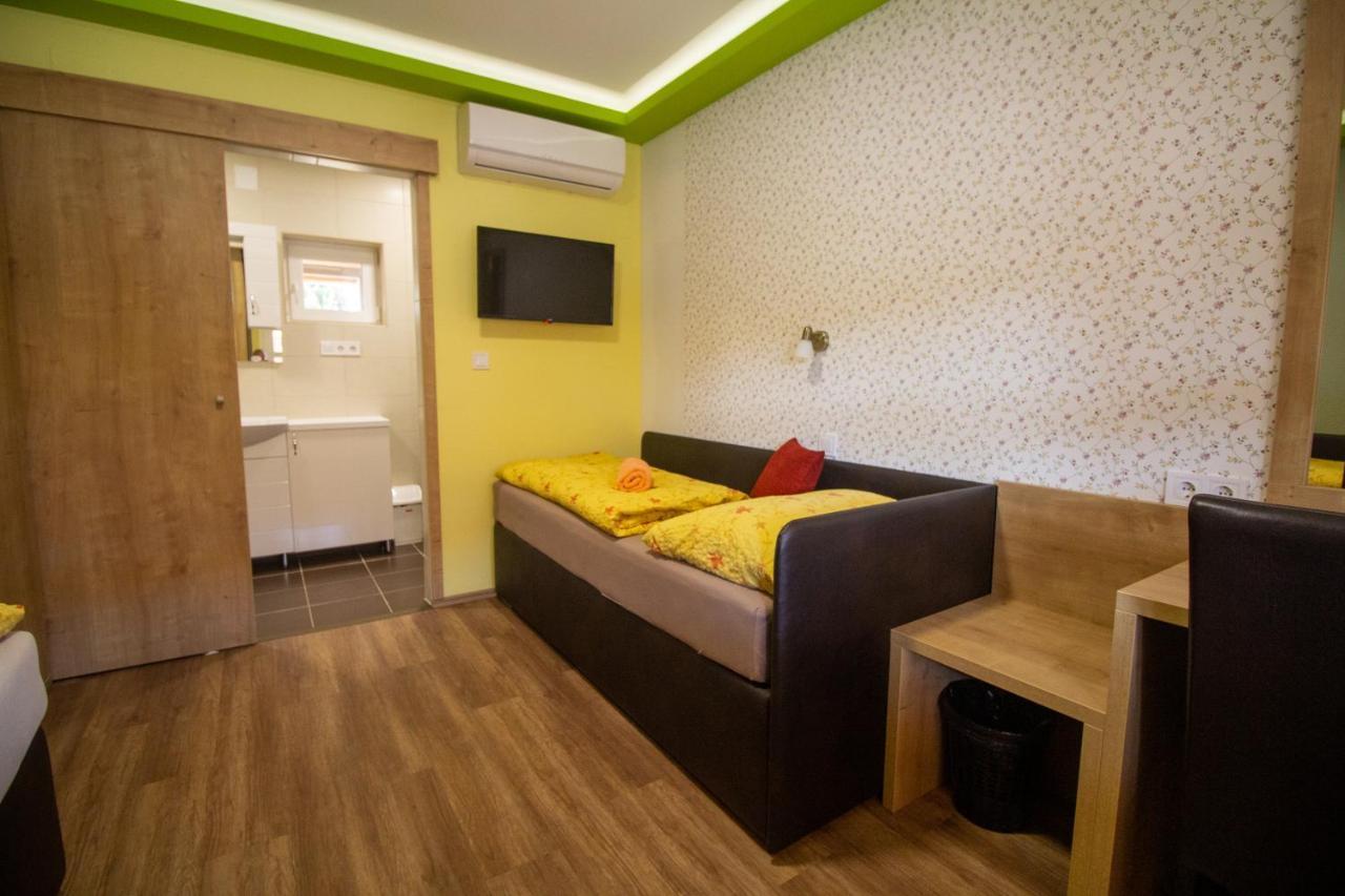 Radics Panzió étterem és Pihenő Központ * Letenye